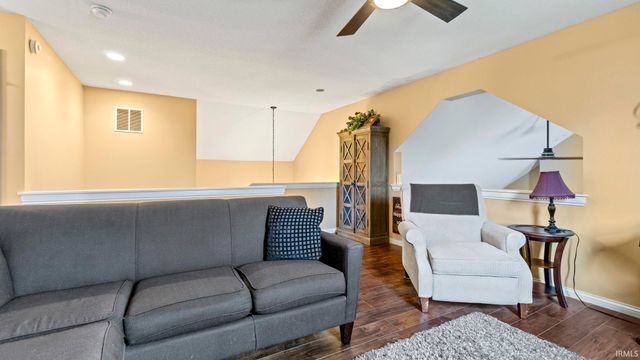 7233 Summerlyn Drive, Fort Wayne, IN 46835