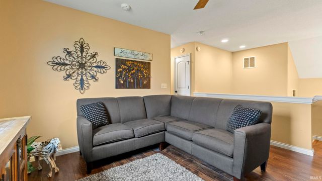 7233 Summerlyn Drive, Fort Wayne, IN 46835