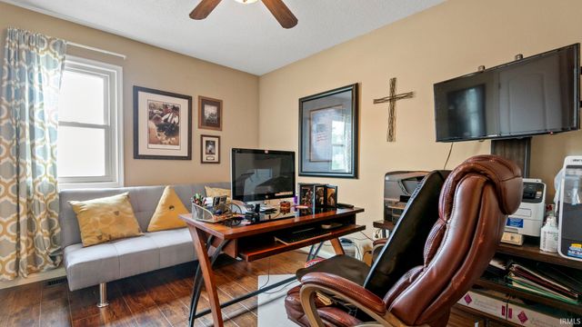 7233 Summerlyn Drive, Fort Wayne, IN 46835