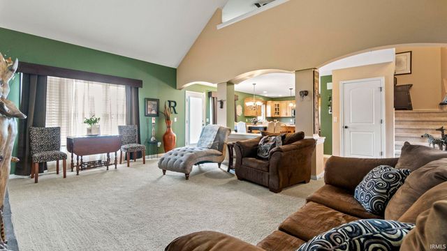 7233 Summerlyn Drive, Fort Wayne, IN 46835
