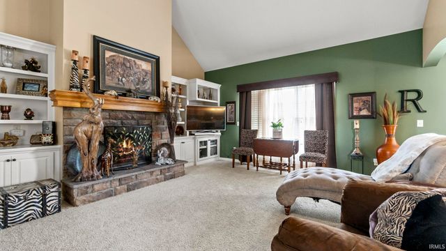 7233 Summerlyn Drive, Fort Wayne, IN 46835