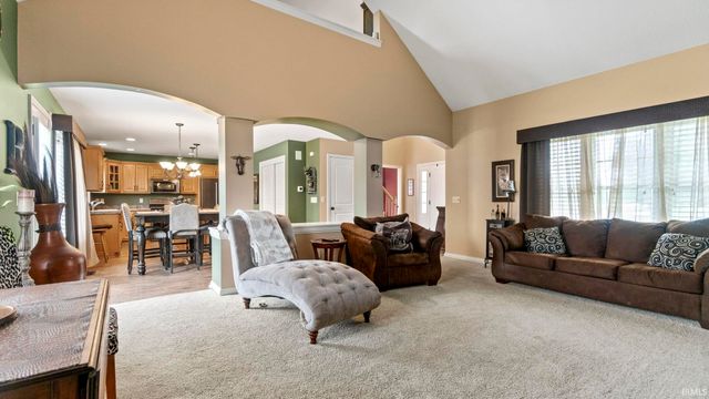 7233 Summerlyn Drive, Fort Wayne, IN 46835