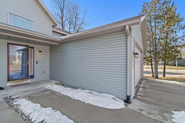 435 14th Avenue, Baraboo, WI 53913