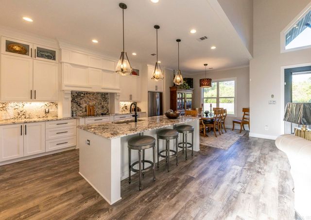 6020 Centark Court, Alexander, AR 72002