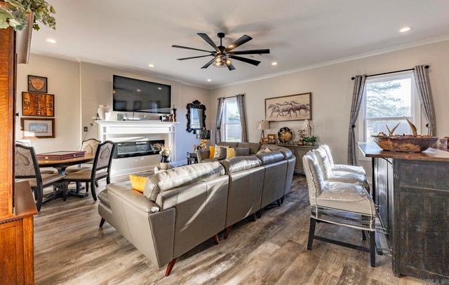6020 Centark Court, Alexander, AR 72002