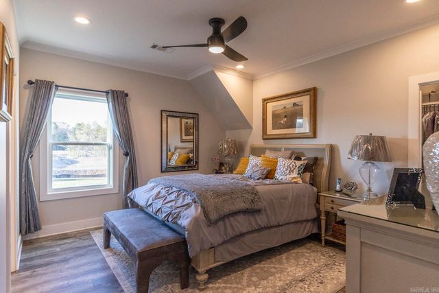 6020 Centark Court, Alexander, AR 72002