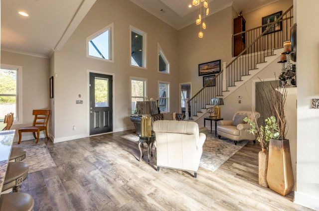 6020 Centark Court, Alexander, AR 72002