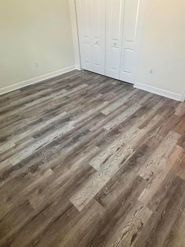 8010 NW Greenbank Circle, Port St Lucie, FL 34987