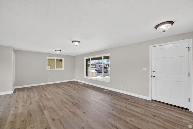 605 W 5735 S, Murray, UT 84123