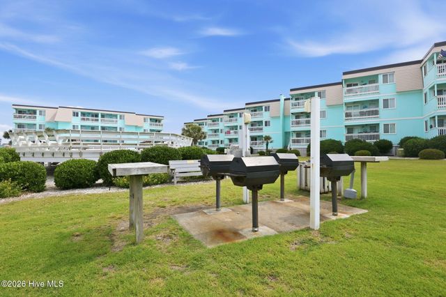 301 E Commerce Way Road Sea Spray 358, Atlantic Beach, NC 28512