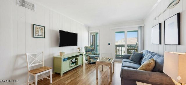 301 E Commerce Way Road Sea Spray 358, Atlantic Beach, NC 28512