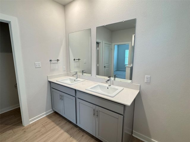 101 Hereford LOOP, Hutto, TX 78634