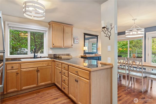 211 E Shoreline Lane, Shelton, WA 98584