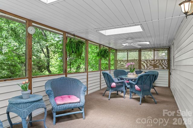 98 Pensacola Avenue, Arden, NC 28704
