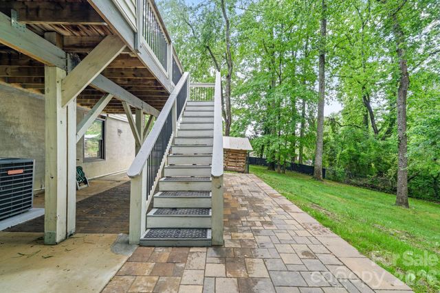 98 Pensacola Avenue, Arden, NC 28704