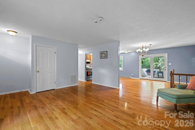 98 Pensacola Avenue, Arden, NC 28704
