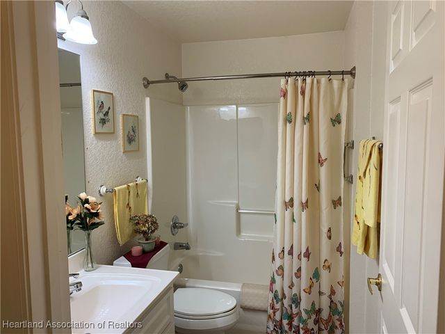 116 Oak Grove Street, Lake Placid, FL 33852