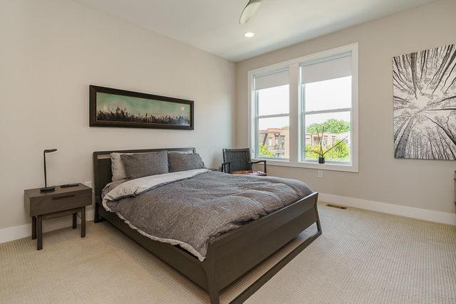 309 Auden Avenue, Columbus, OH 43215