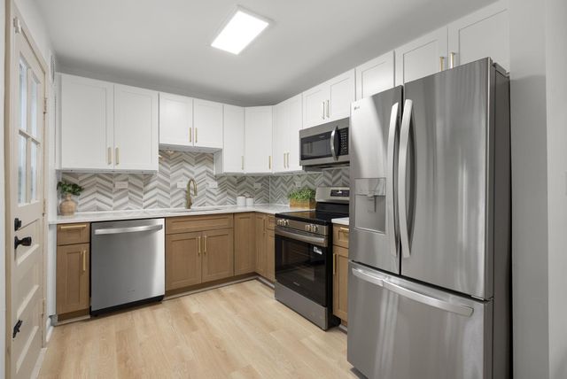 156 FLEETWOOD TER, Silver Spring, MD 20910