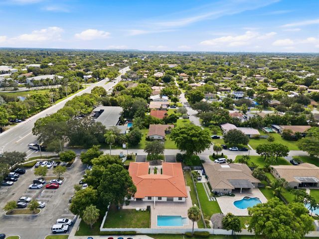 3310 NW 90th Avenue N, Coral Springs, FL 33065