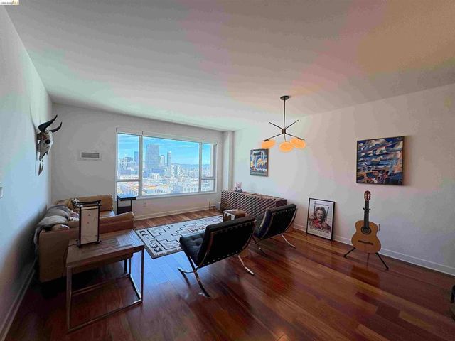 1160 Mission Street 1404, San Francisco, CA 94103