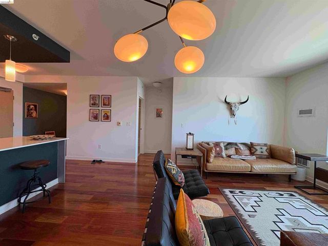 1160 Mission Street 1404, San Francisco, CA 94103