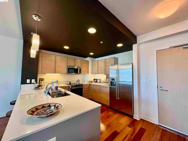 1160 Mission Street 1404, San Francisco, CA 94103