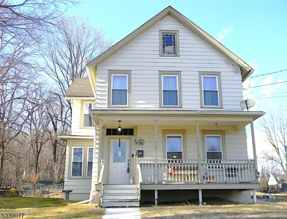 92 Newton Ave, Sussex Boro, NJ 07461