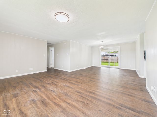 3180 S 200 E, Anderson, IN 46017