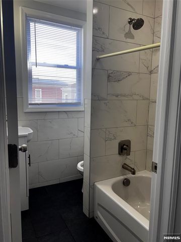 731 Elm 2R, Kearny, NJ 07032