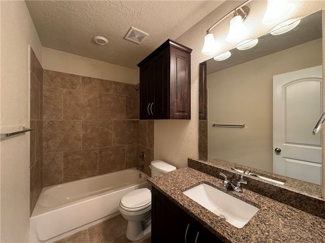 2111 Dumfries Drive, Bryan, TX 77807