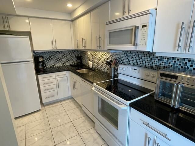2780 S Ocean Boulevard 312, Palm Beach, FL 33480