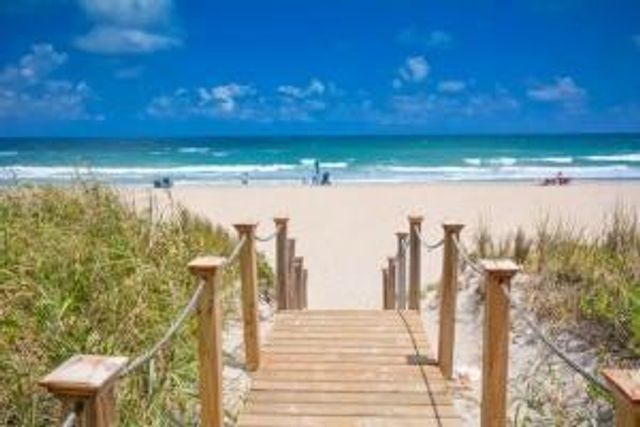2780 S Ocean Boulevard 312, Palm Beach, FL 33480