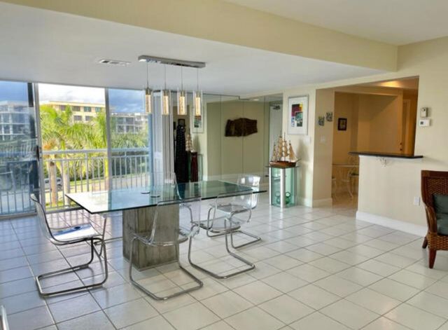 2780 S Ocean Boulevard 312, Palm Beach, FL 33480