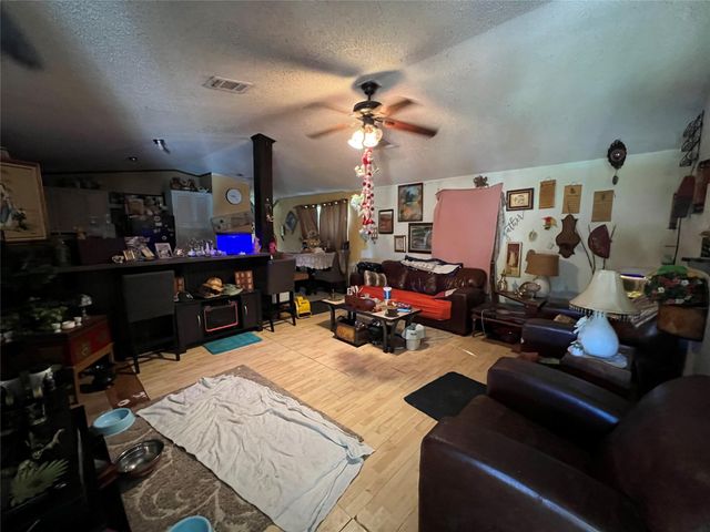 12210 Colston Road, Santa Fe, TX 77510