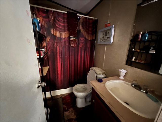 12210 Colston Road, Santa Fe, TX 77510