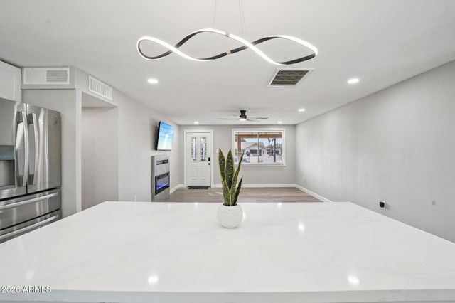 13241 N 15TH Avenue, Phoenix, AZ 85029