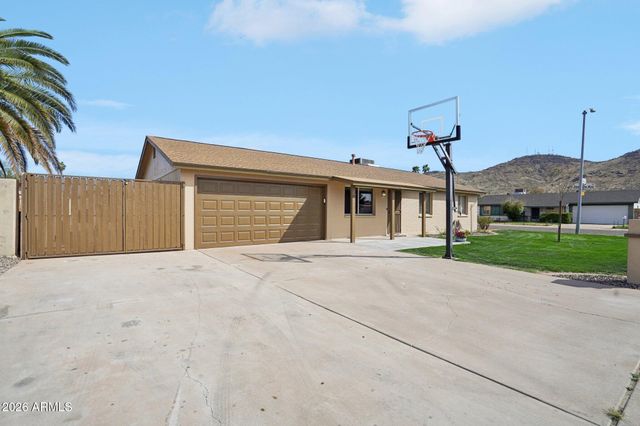 13241 N 15TH Avenue, Phoenix, AZ 85029