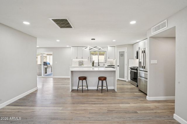 13241 N 15TH Avenue, Phoenix, AZ 85029