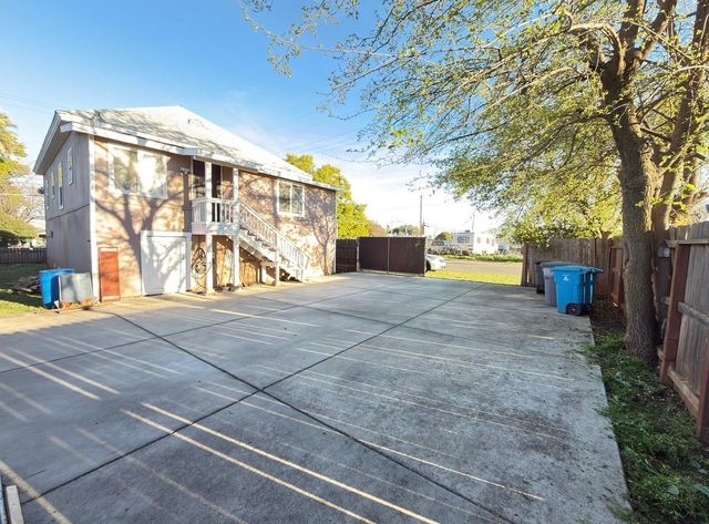 3284 Myers St, Oroville, CA 95966