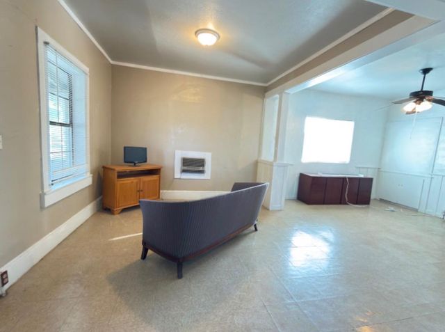 3284 Myers St, Oroville, CA 95966