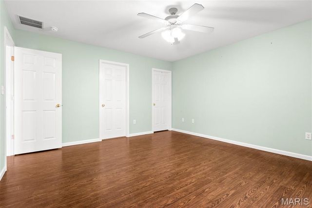 10954 Kentfield Drive, Lebanon, IL 62254