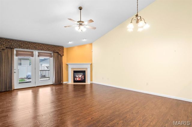 10954 Kentfield Drive, Lebanon, IL 62254