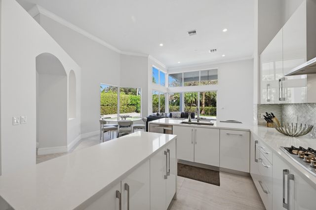 5006 NW 24th Circle, Boca Raton, FL 33431