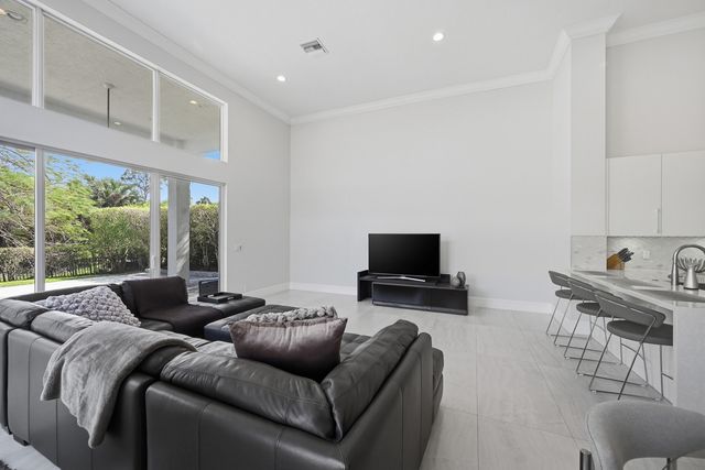 5006 NW 24th Circle, Boca Raton, FL 33431