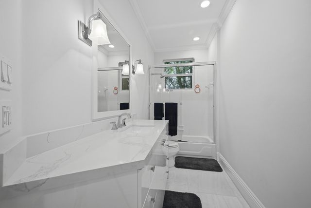 5006 NW 24th Circle, Boca Raton, FL 33431