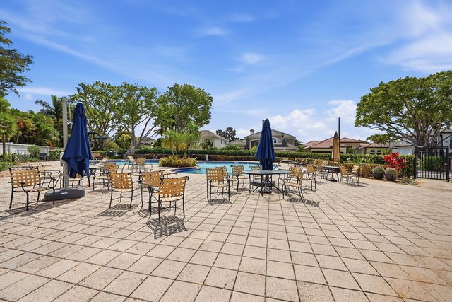 5006 NW 24th Circle, Boca Raton, FL 33431