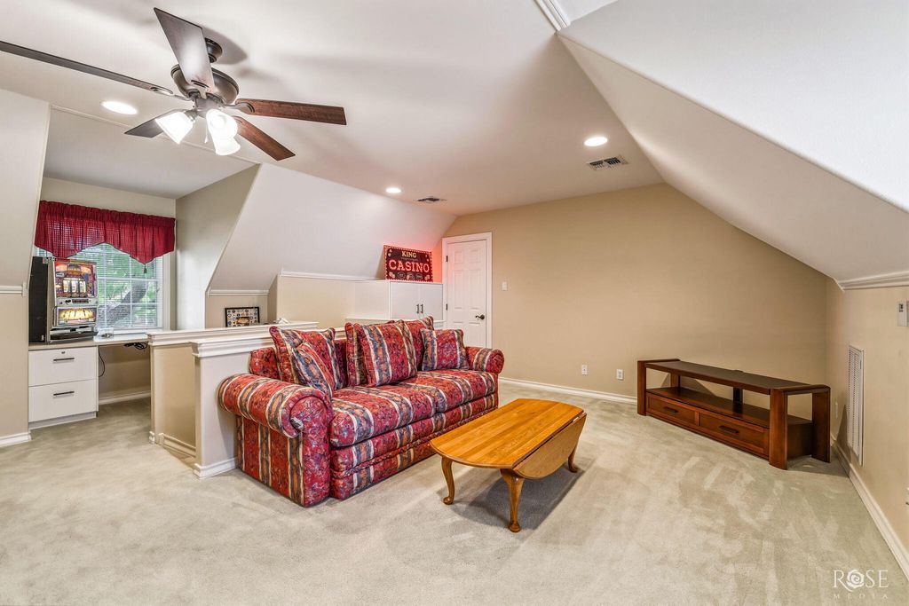 Image 21 of property listing at 1523 Barbara Avenue, San Angelo, TX 76904