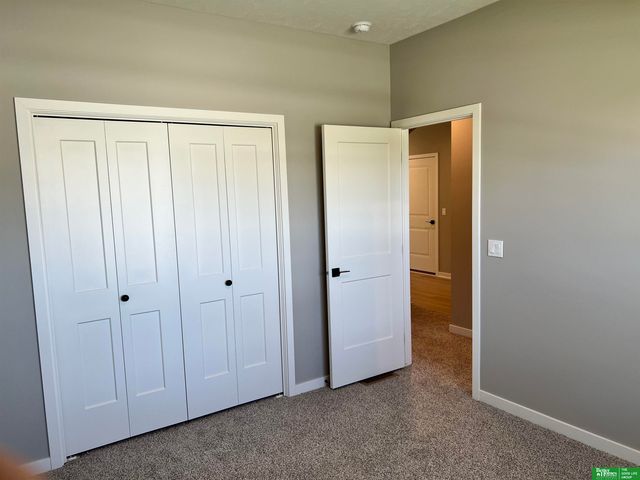 17635 Clay Street, Bennington, NE 68007