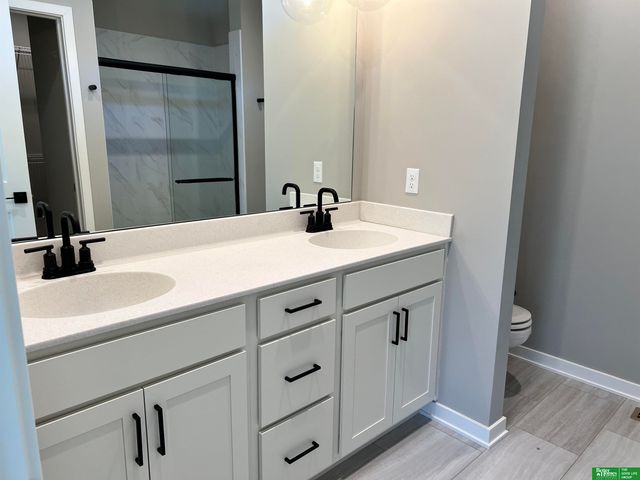 17635 Clay Street, Bennington, NE 68007